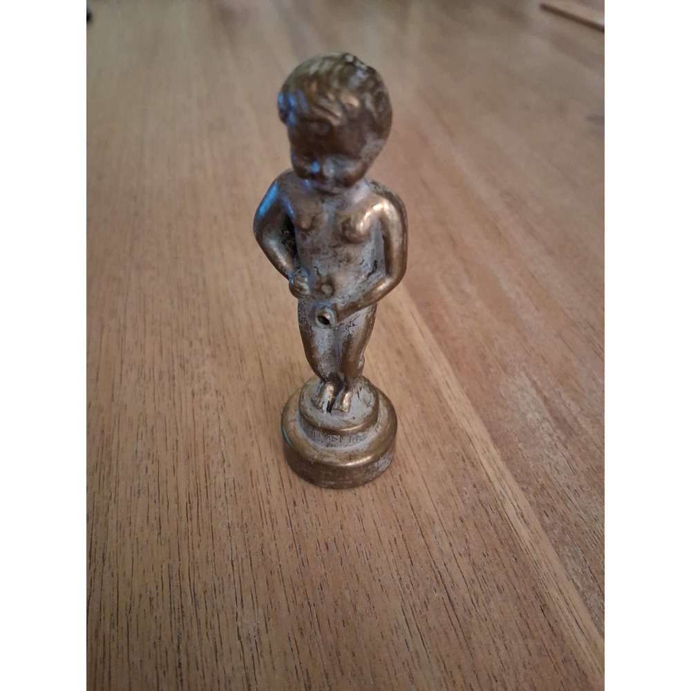 Bruxelle Brussels Little Boy Peeing Statue Figurine Manneken Pis Replica Bronze